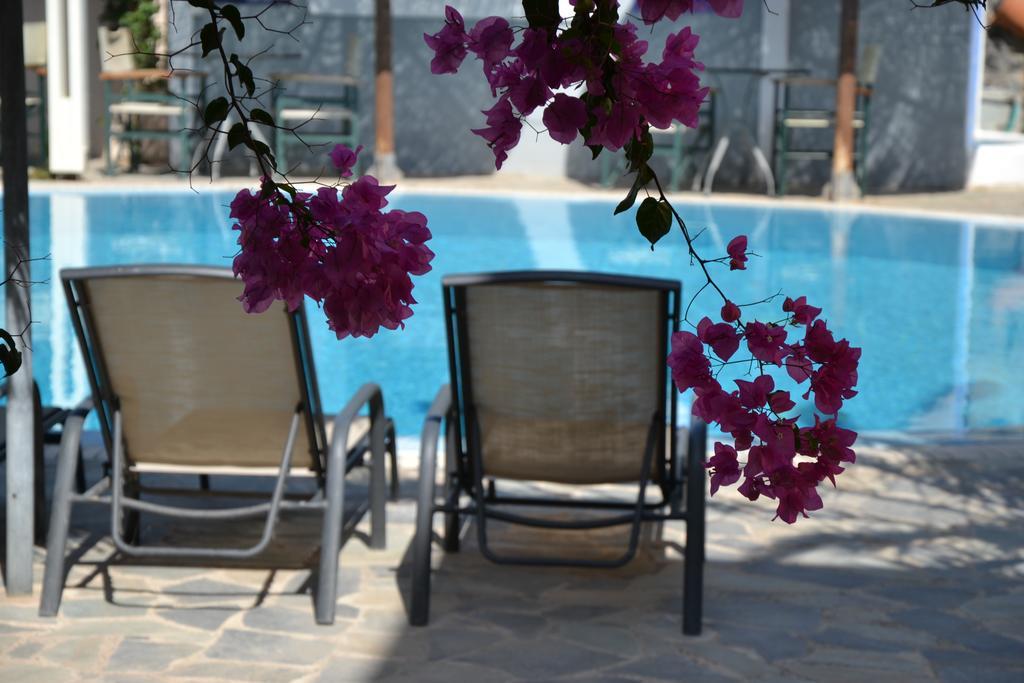 Zephyros Hotel Камари Экстерьер фото