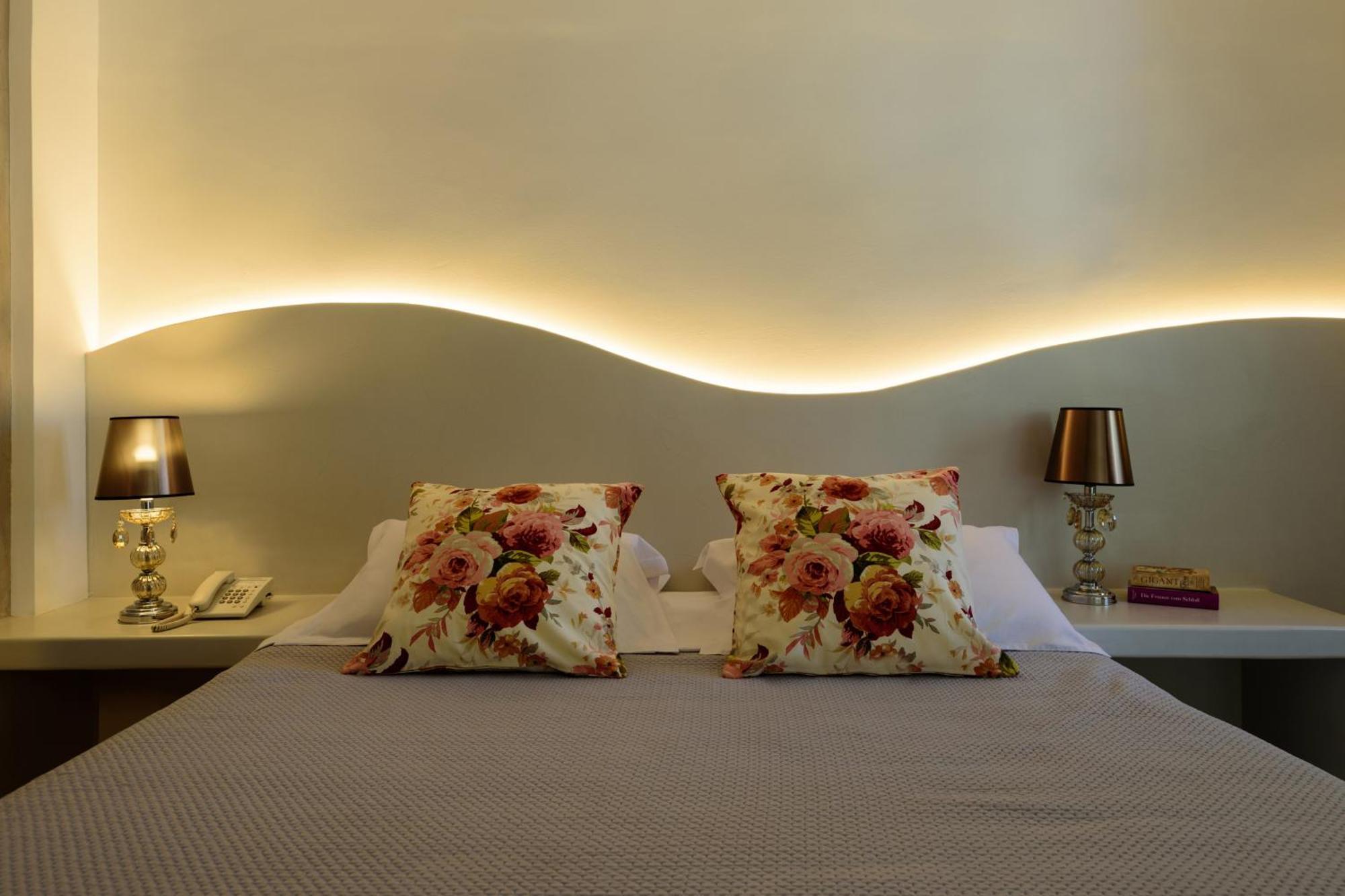 Zephyros Hotel Камари Экстерьер фото