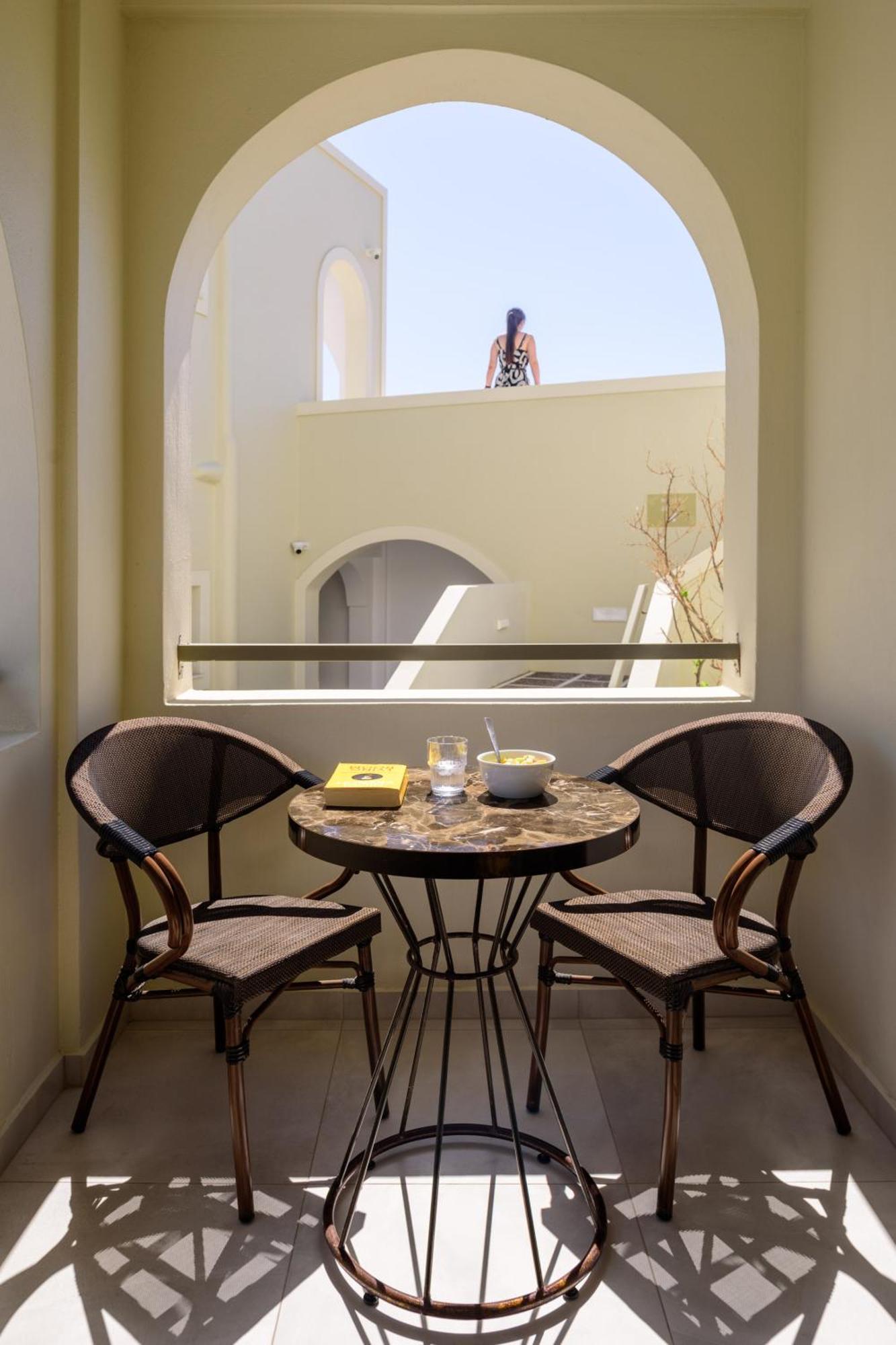 Zephyros Hotel Камари Экстерьер фото