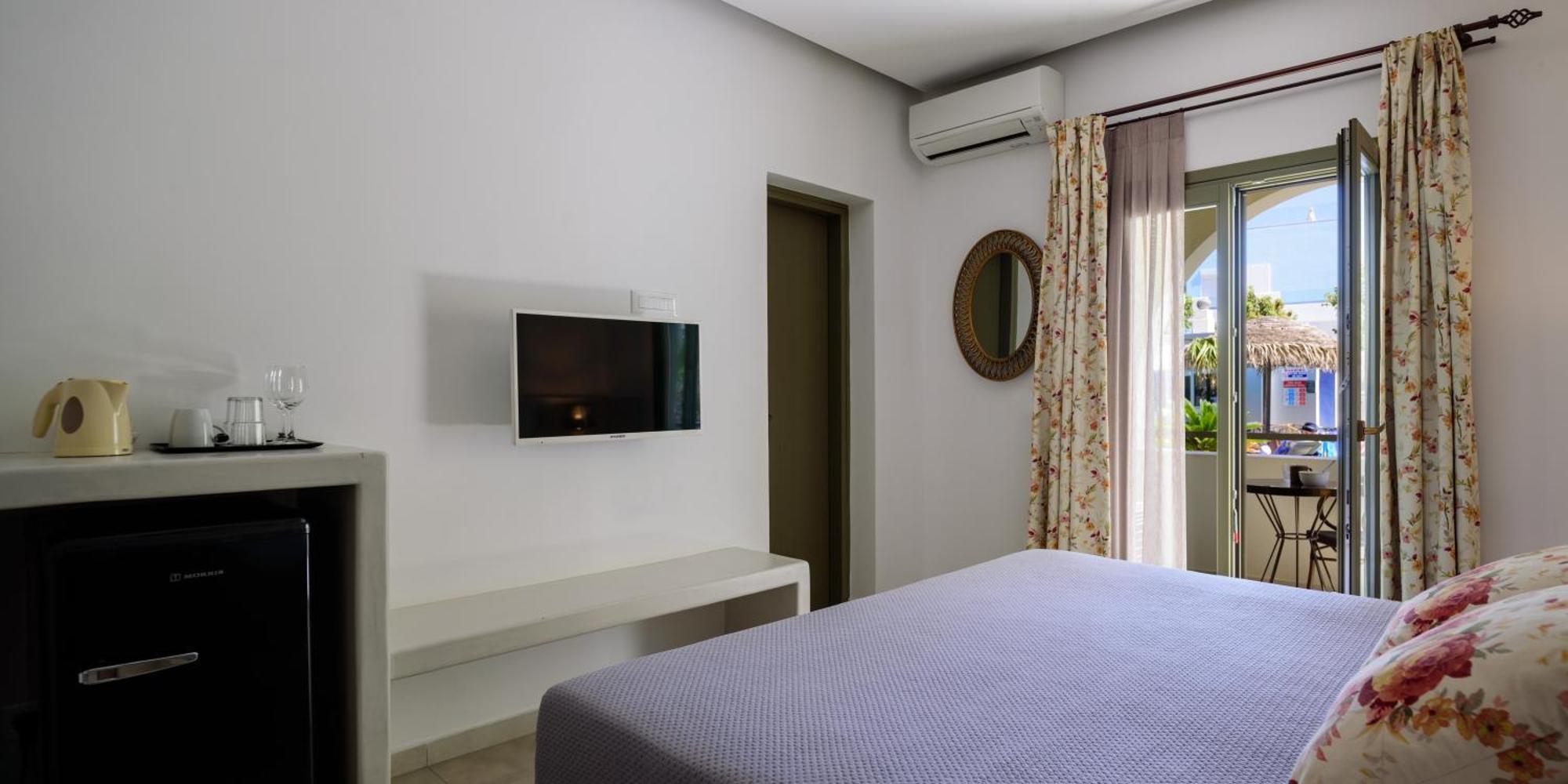 Zephyros Hotel Камари Экстерьер фото
